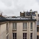 BnBNook - Cozy 1BR Near Pompidou&Arts et Métiers